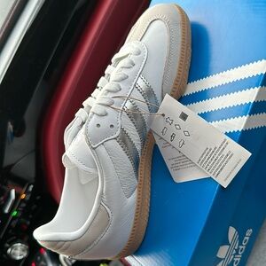 Women’s adidas samba